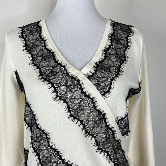 New York & Co 7th Ave Cream Sweater w/ Black Lace Sz. M NWT - Picture 5 of 9